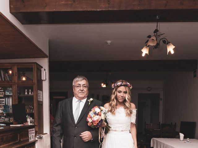 La boda de Jaume y Saray en Sant Marti De Centelles, Barcelona 13