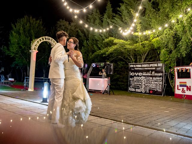 La boda de Lorena y Noemi en Carracedelo, León 29