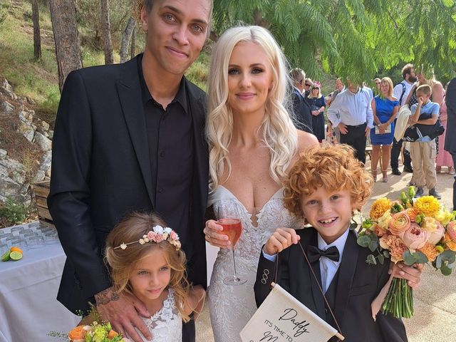 La boda de Josh Watts y Olivia Watts en Alacant/alicante, Alicante 14