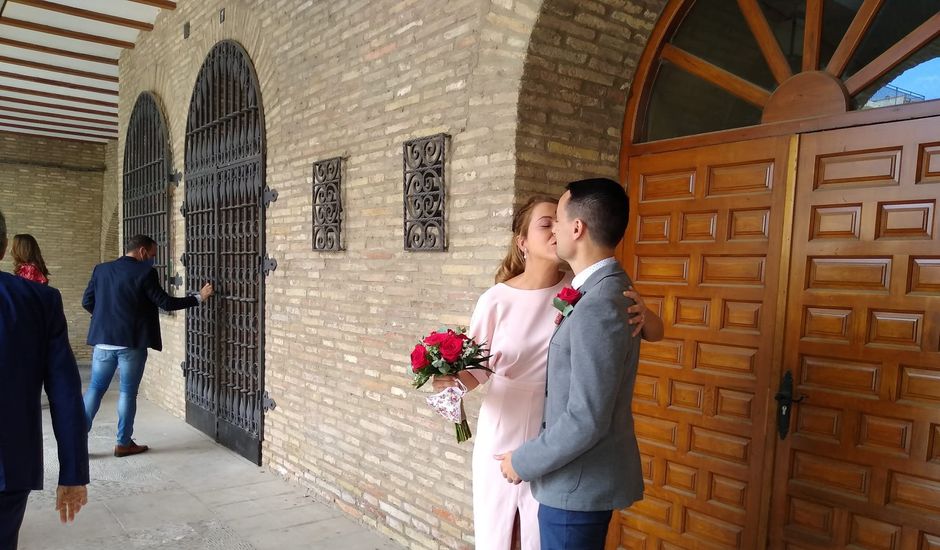 La boda de Javier y Delia en Arguedas, Navarra