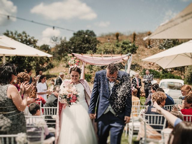 La boda de Juan Carlos y Lara en Caracuel De Calatrava, Ciudad Real 64