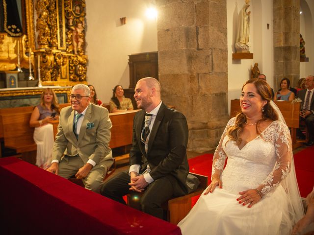 La boda de Jose y Viviana en Abegondo, A Coruña 23