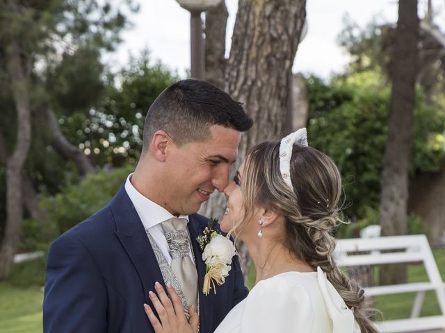 La boda de Estefanía y Mario en Cubas De La Sagra, Madrid 31