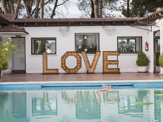 La boda de Estefanía y Mario en Cubas De La Sagra, Madrid 33