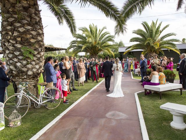 La boda de Estefanía y Mario en Cubas De La Sagra, Madrid 35