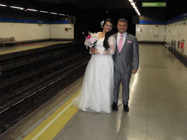 La boda de Juan Carlos y Paulette en Madrid, Madrid 14