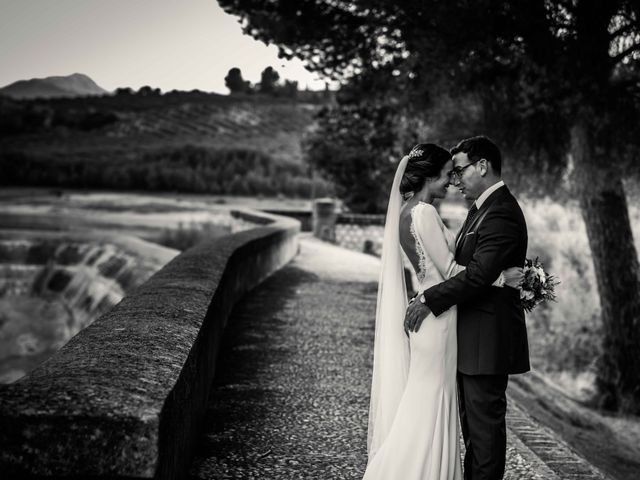 La boda de Ángel y Carolina en Otura, Granada 40