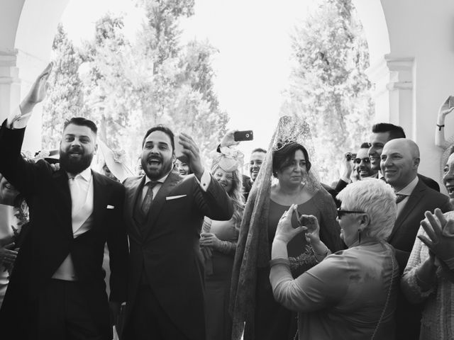 La boda de Jon y María Fernanda en Villafranca De Los Barros, Badajoz 47