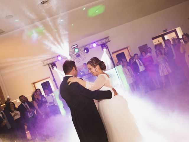 La boda de Jon y María Fernanda en Villafranca De Los Barros, Badajoz 71