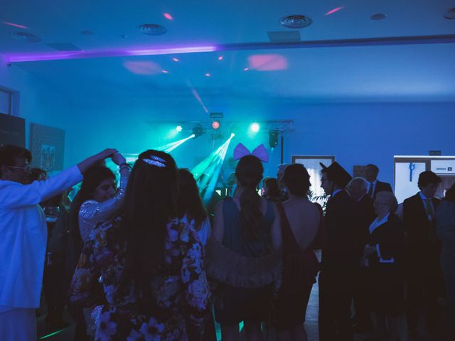 La boda de Jon y María Fernanda en Villafranca De Los Barros, Badajoz 81