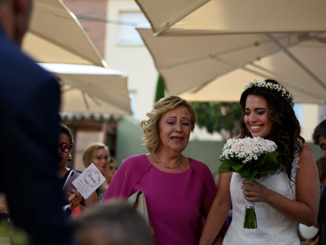 La boda de Edu y Judith en La Riera De Gaia, Tarragona 34
