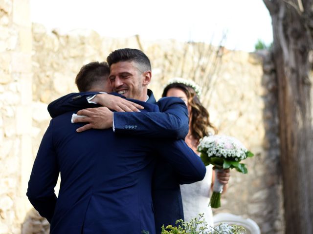 La boda de Edu y Judith en La Riera De Gaia, Tarragona 37