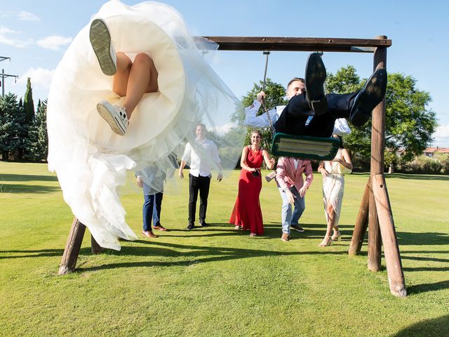 La boda de David y Nuria en León, León 30