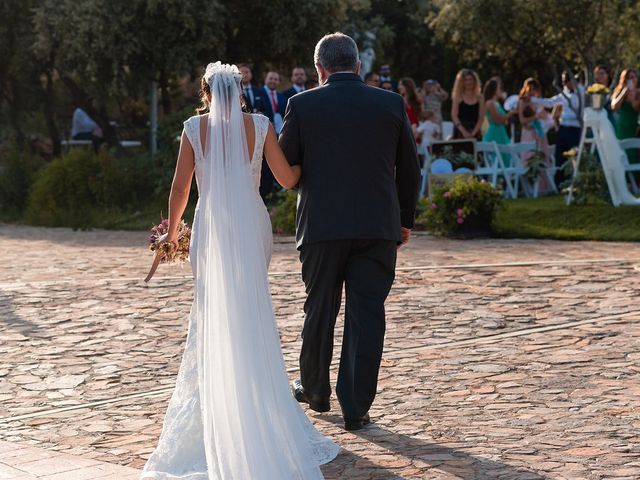 La boda de Ricardo y Isabel en Caracuel De Calatrava, Ciudad Real 28