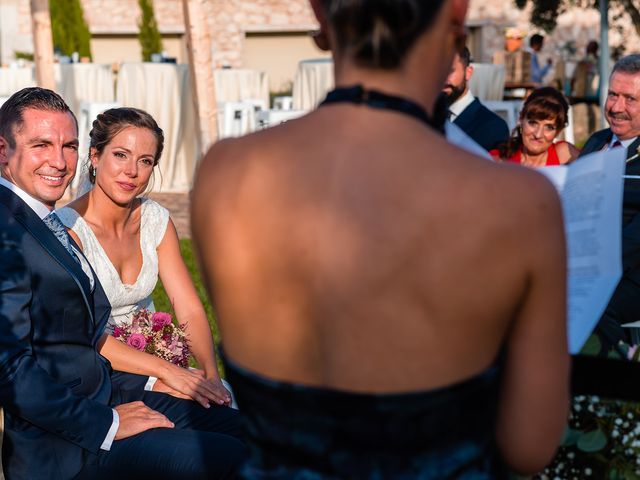 La boda de Ricardo y Isabel en Caracuel De Calatrava, Ciudad Real 35