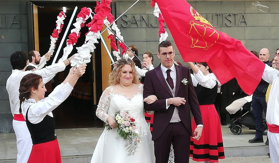 La boda de Ion y Raquel en Tudela, Navarra