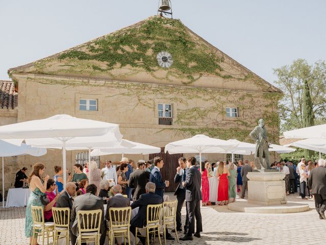 La boda de Rodrigo y Rosanna en Valverdon, Salamanca 20