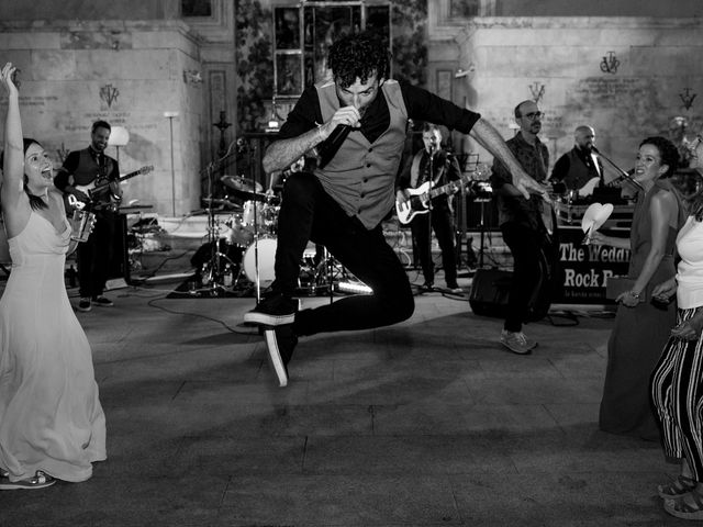 La boda de Rodrigo y Rosanna en Valverdon, Salamanca 31