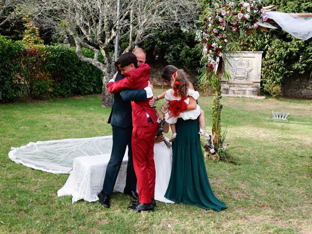 La boda de Adrian y Marta en O Grove (Resto Parroquia), Pontevedra 31