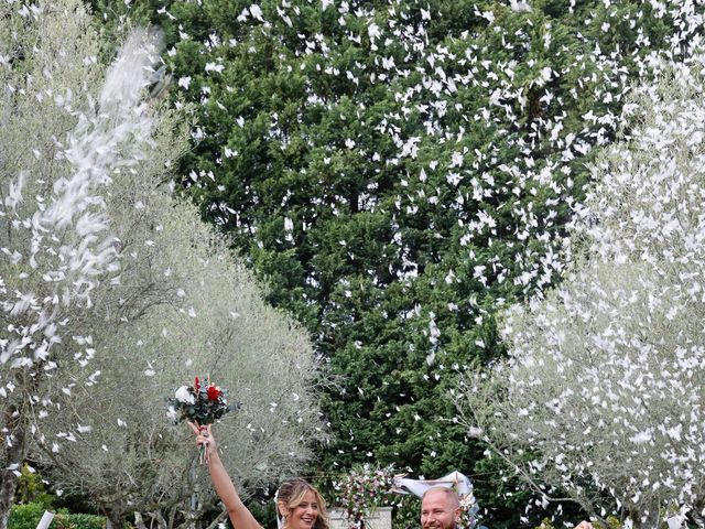 La boda de Adrian y Marta en O Grove (Resto Parroquia), Pontevedra 1