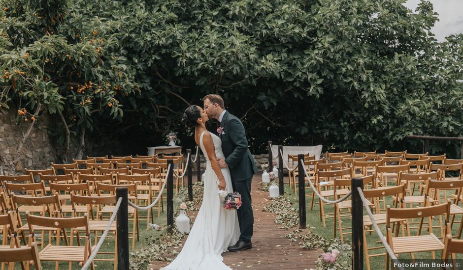 La boda de Corentin y Stefanie en Calders, Barcelona