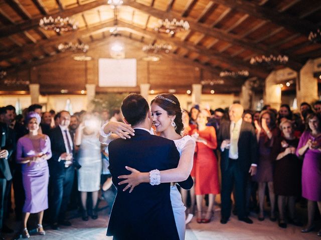 La boda de Alberto y María Jesús en Dos Hermanas, Sevilla 102