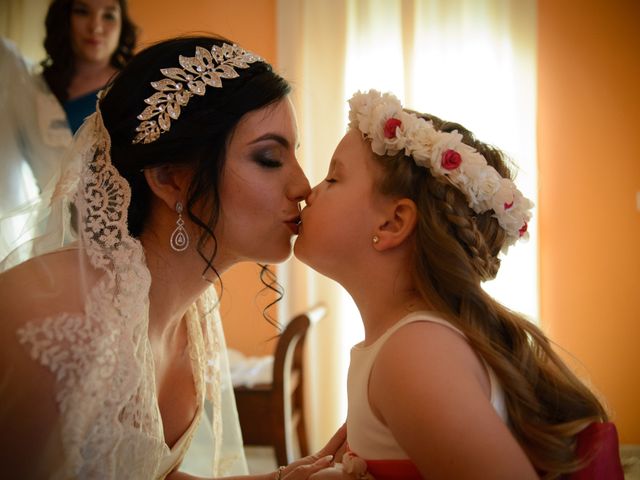 La boda de Emilio  y Wendy en San Jose De La Rinconada, Sevilla 17