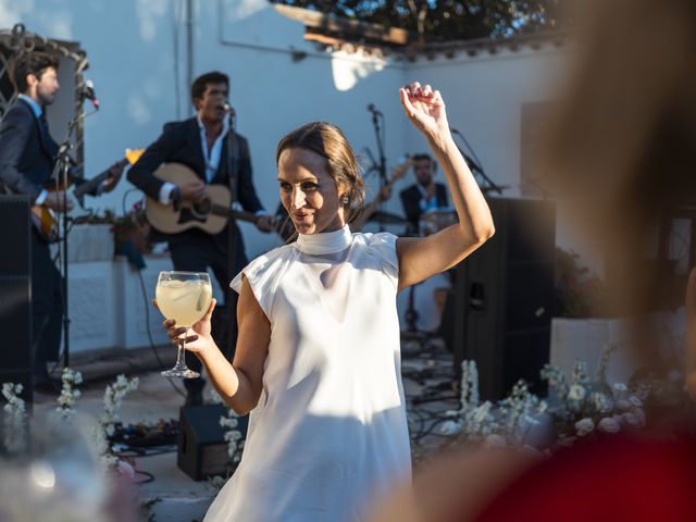 La boda de María y Ignacio en Castelló/castellón De La Plana, Castellón 18