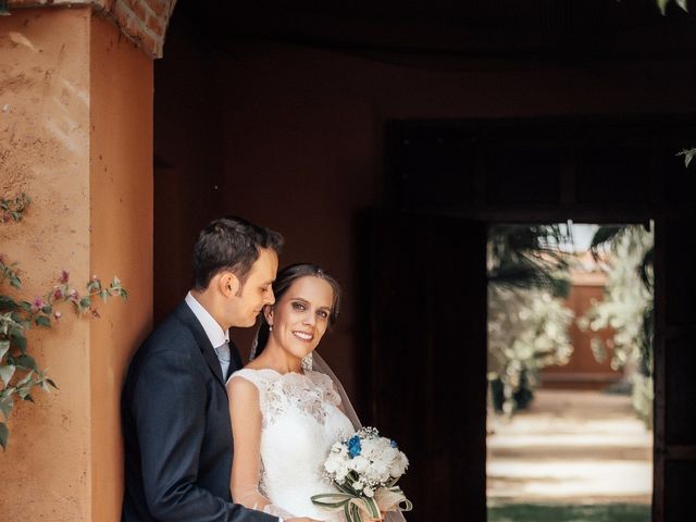 La boda de Juanmi y Eli en Higuera La Real, Badajoz 33