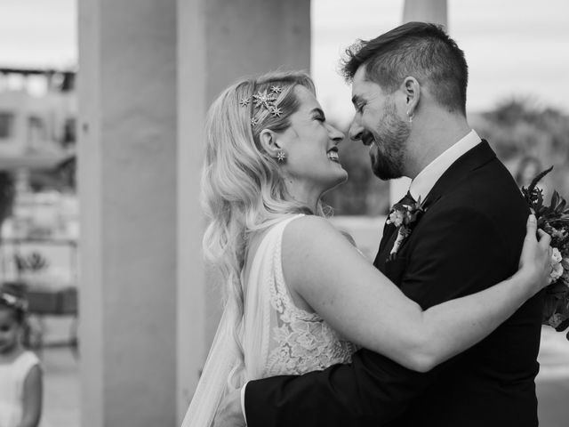 La boda de Mario y Ale en Santi Petri, Cádiz 47