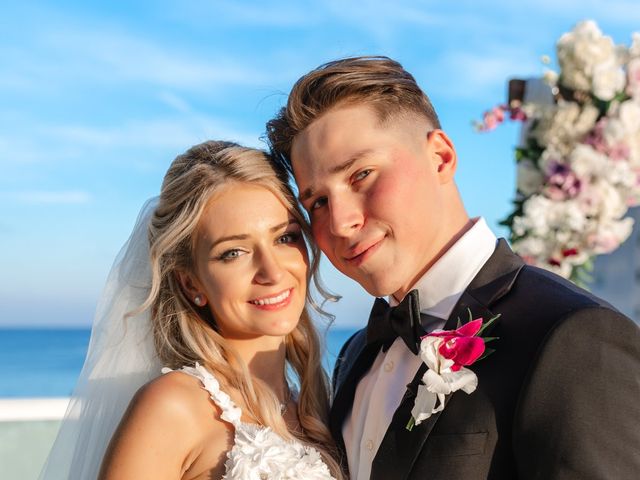 La boda de Vladimir y Yana en Alacant/alicante, Alicante 19
