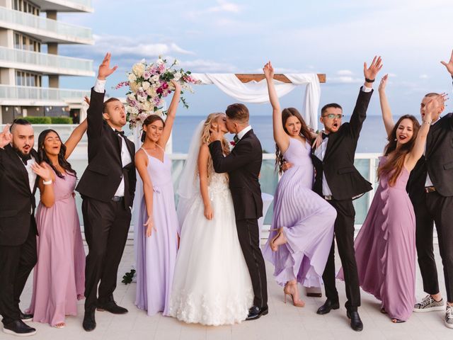La boda de Vladimir y Yana en Alacant/alicante, Alicante 34