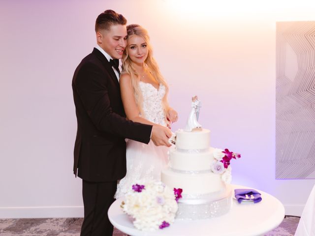 La boda de Vladimir y Yana en Alacant/alicante, Alicante 38