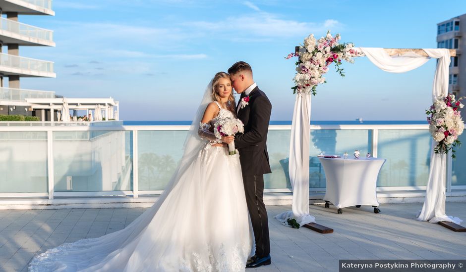 La boda de Vladimir y Yana en Alacant/alicante, Alicante