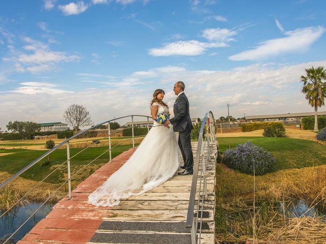 La boda de Julián y Isabel en Catarroja, Valencia 1