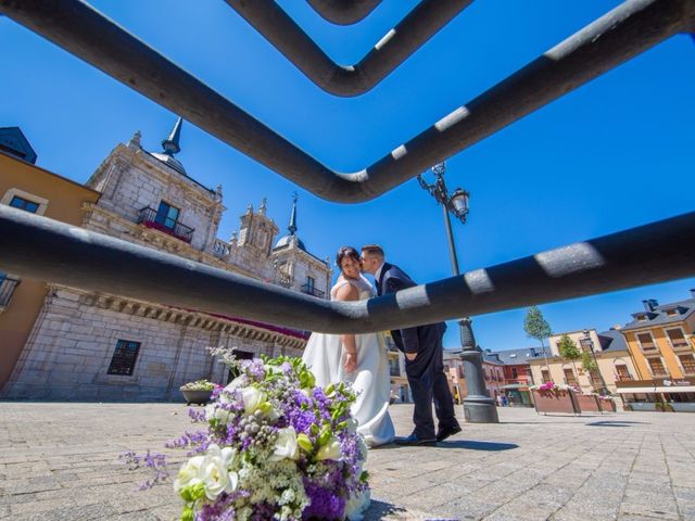 La boda de Alejandro y Marta en Ponferrada, León 6