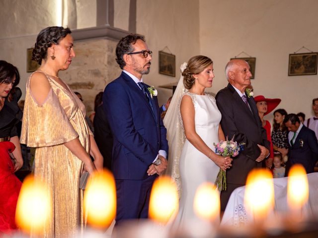 La boda de Jose y Nuria en La Bañeza, León 27