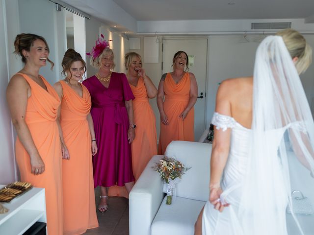 La boda de Luke y Jemma en Calella, Barcelona 39