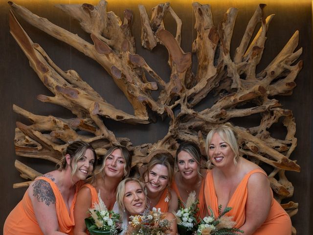 La boda de Luke y Jemma en Calella, Barcelona 42