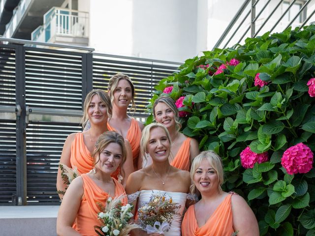 La boda de Luke y Jemma en Calella, Barcelona 45