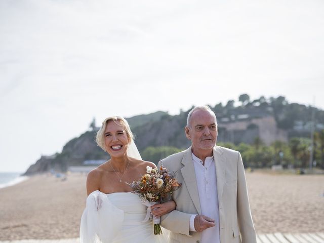 La boda de Luke y Jemma en Calella, Barcelona 61
