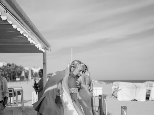 La boda de Luke y Jemma en Calella, Barcelona 62