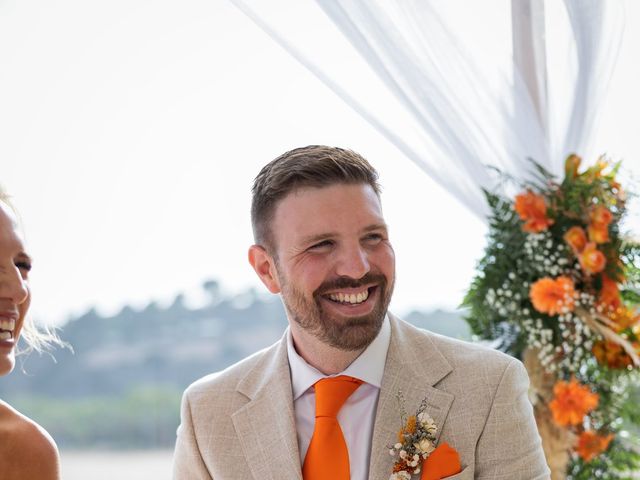 La boda de Luke y Jemma en Calella, Barcelona 69