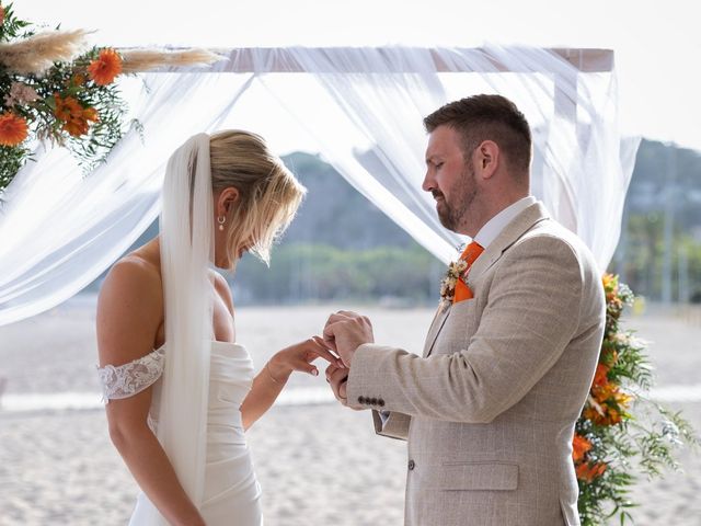 La boda de Luke y Jemma en Calella, Barcelona 81