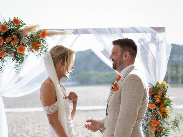 La boda de Luke y Jemma en Calella, Barcelona 82