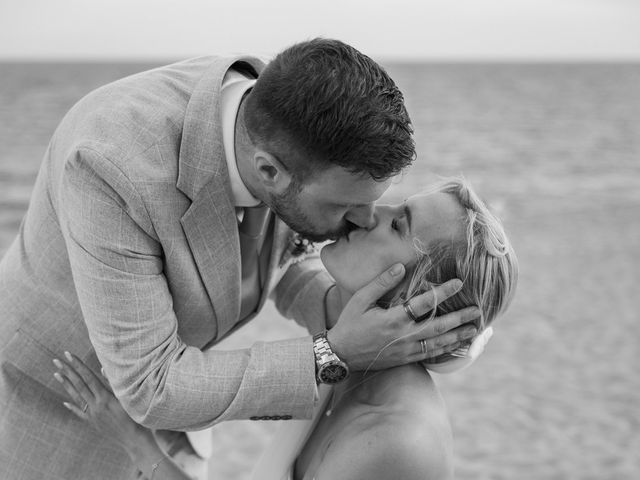 La boda de Luke y Jemma en Calella, Barcelona 136