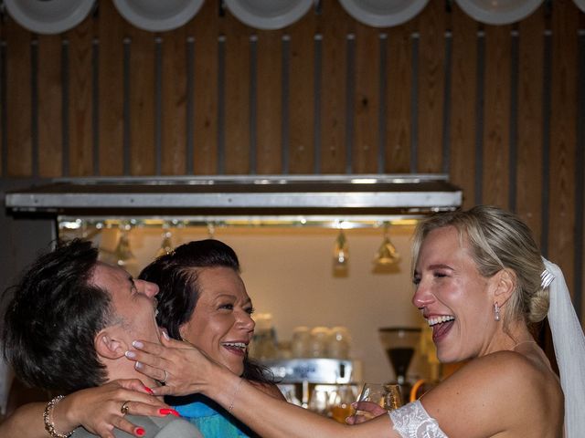 La boda de Luke y Jemma en Calella, Barcelona 179