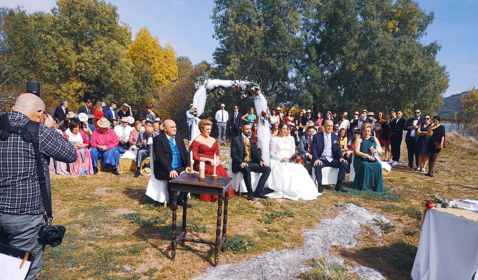 La boda de Nacho  y Ana en Pinilla Del Valle, Madrid