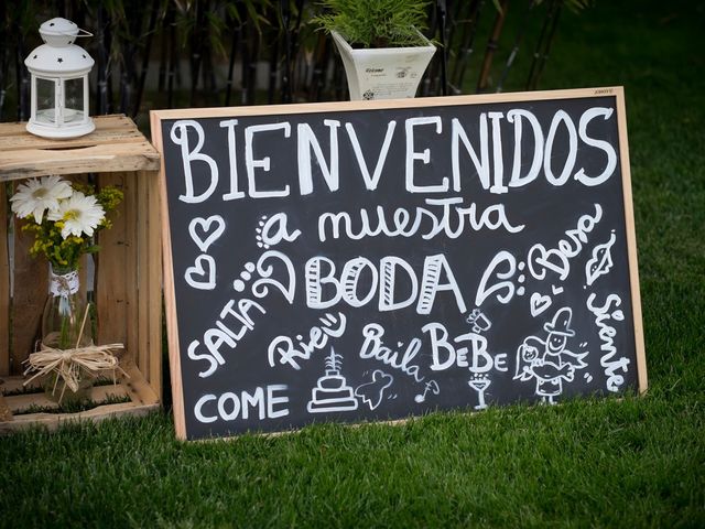 La boda de Carlos  y Mariona en Sant Fost De Campsentelles, Barcelona 31