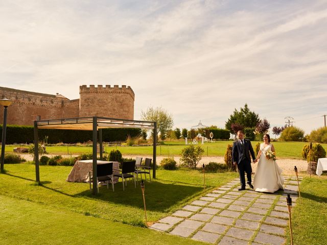 La boda de Paco y Leti en Topas, Salamanca 4